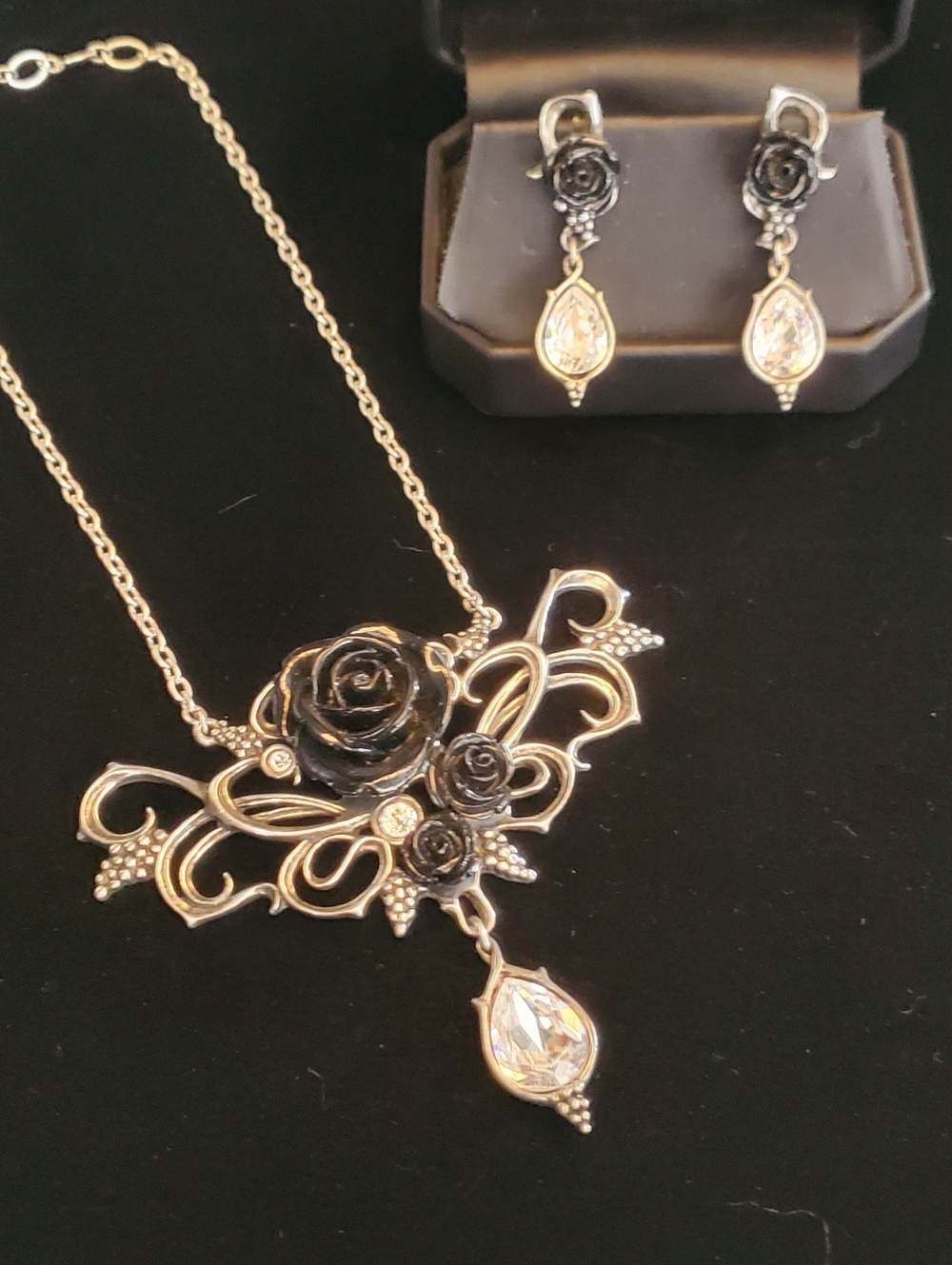 Alchemy Gothic Set Bacchanal Rose SET both Necklace and Pierced Earrings.